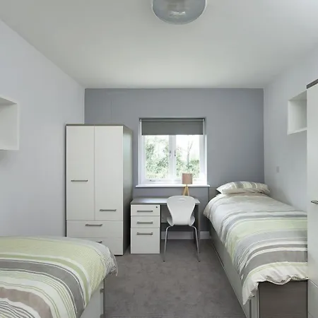 Dobra Noc, Parking Wifi Poznan