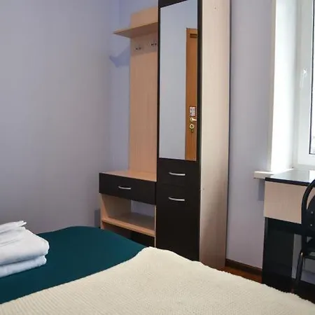 Pensión Dobra Noc, Parking Wifi